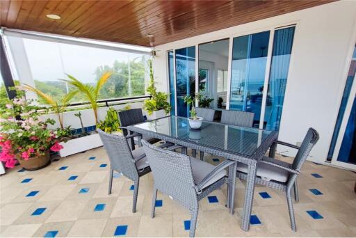 Sea view 5 bedrooms pool villa Bangrak Koh Samui