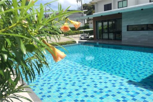 Single House with 3 bedrooms in Bangrak, Koh Samui