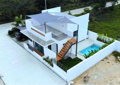 Pool Villa with 2 Bedrooms & 1600 SQ.M. of Land - 920121030-157