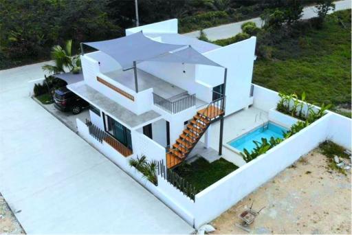 Pool Villa with 2 Bedrooms & 1600 SQ.M. of Land - 920121030-157