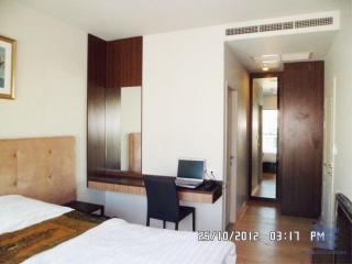 [Property ID: 100-113-22694] 2 Bedrooms 2 Bathrooms Size 71.2Sqm At Noble Refine for Rent and Sale