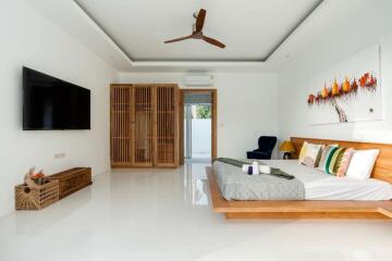 Luxury 3 Bedroom Beachfront villa