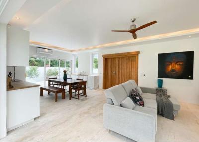 Luxury 3 Bedroom Beachfront villa