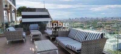 Riviera Condominium in Jomtien for Sale