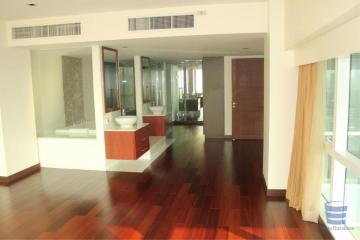 [Property ID: 100-113-22391] 3 Bedrooms 4 Bathrooms Size 345Sqm At Le Raffine Jambunuda Sukhumvit 31 for Rent 180000 THB