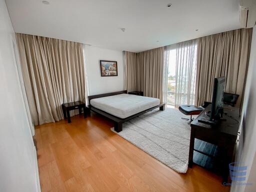 [Property ID: 100-113-22023] 3 Bedrooms 3 Bathrooms Size 170Sqm At Fullerton for Rent 80000 THB