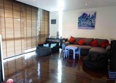 [Property ID: 100-113-22000] 5 Bedrooms 3 Bathrooms Size 420Sqm At Ficus Lane for Rent 200000 THB