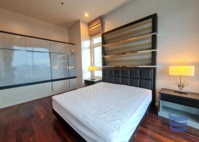 [Property ID: 100-113-21802] 3 Bedrooms 3 Bathrooms Size 177Sqm At Circle Condominium for Ren