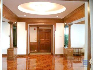 [Property ID: 100-113-21296] 3 Bedrooms 3 Bathrooms Size 380Sqm At Raj Mansion for Rent 78000 THB