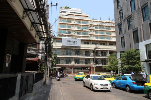 [Property ID: 100-113-21259] 2 Bedrooms 3 Bathrooms Size 200Sqm At Chaidee Mansion for Rent 65000 THB