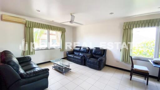 Village House for Sale in East Pattaya