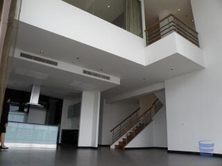 [Property ID: 100-113-21030] 4 Bedrooms 6 Bathrooms Size 304.44Sqm At The Lofts Yennakart for Sale 45000000 THB