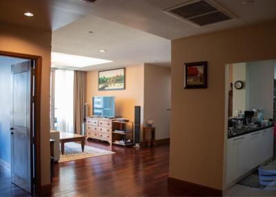 [Property ID: 100-113-20839] 2 Bedrooms 2 Bathrooms Size 126Sqm At Sky Villas Sathorn for Sale 12400000 THB