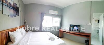 4 Bedrooms House For Sale In East Pattaya