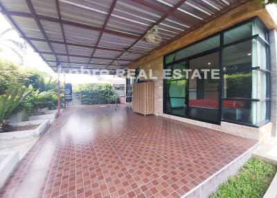 Good Size East Pattaya House for Sale