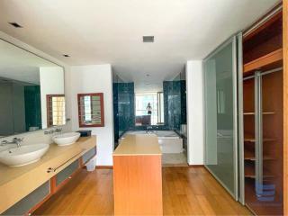 [Property ID: 100-113-20417] 3 Bedrooms 3 Bathrooms Size 210.48Sqm At Ficus Lane for Rent and Sale