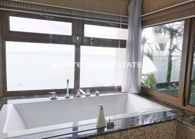 2 Bedroom View Talay 5C for Sale in Jomtien