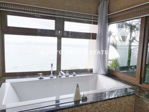 2 Bedroom View Talay 5C for Sale in Jomtien