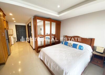 Condo for Sale in Wongamat with Sea View