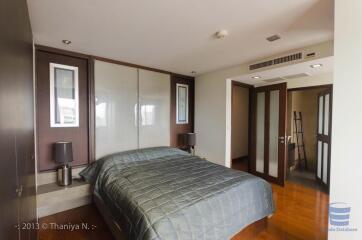 [Property ID: 100-113-26924] 4 Bedrooms 4 Bathrooms Size 245Sqm At Sukhumvit Park for Sale 30000000 THB