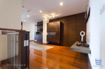 [Property ID: 100-113-26924] 4 Bedrooms 4 Bathrooms Size 245Sqm At Sukhumvit Park for Sale 30000000 THB