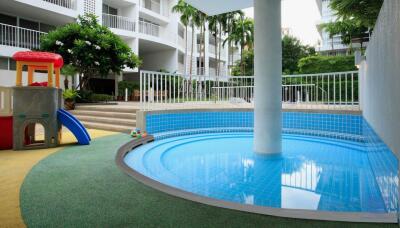 [Property ID: 100-113-26931] 3 Bedrooms 3 Bathrooms Size 250Sqm At Ekamai Gardens for Rent 90000 THB