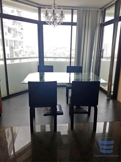 [Property ID: 100-113-26422] 2 Bedrooms 2 Bathrooms Size 140Sqm At The Waterford Park Sukhumvit 53