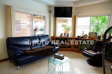 Pool Villa East Pattaya for Sale