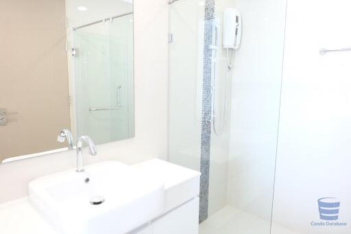 [Property ID: 100-113-26197] 1 Bedrooms 1 Bathrooms Size 50Sqm At The Hotel Serviced Condo for Sale 