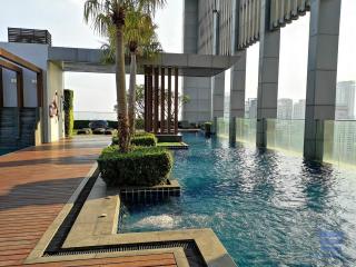 [Property ID: 100-113-26177] 2 Bedrooms 2 Bathrooms Size 68Sqm At The Address Sukhumvit 28 for Rent 45000 THB