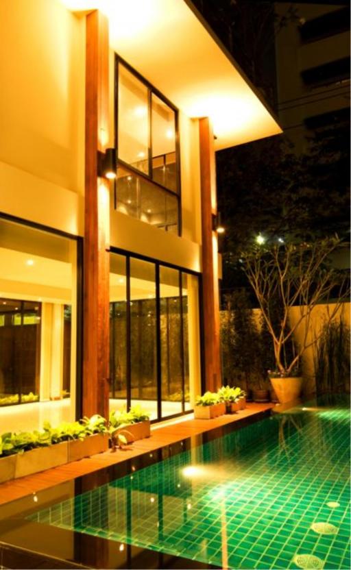 Single House Sukhumvit 34