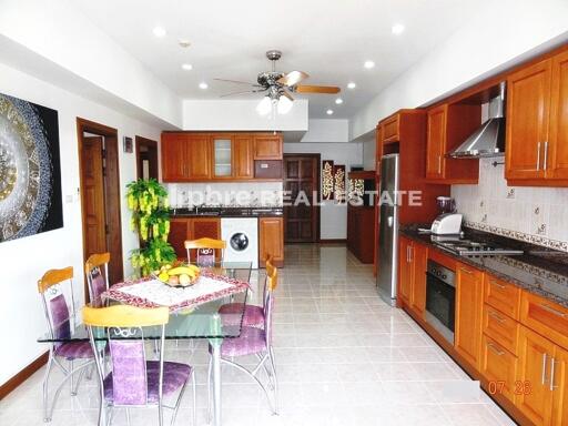 Condo at Shining Star for Sale in Jomtien