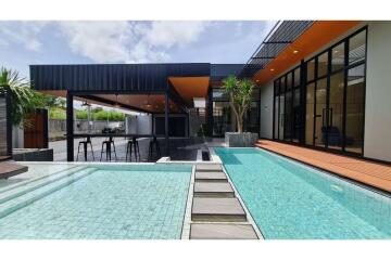 "THE KOMPLETIA" PRIVATE LUXURY HOME SATTAHIP CHONBURI THAILAND