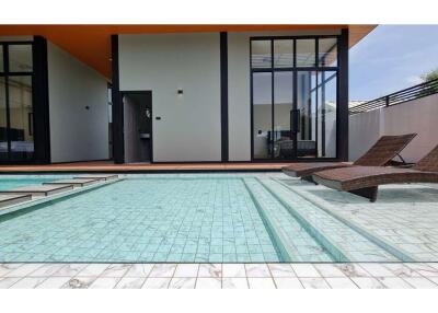 "THE KOMPLETIA" PRIVATE LUXURY HOME SATTAHIP CHONBURI THAILAND