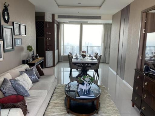 Menam Residences