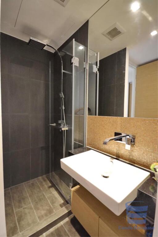 [Property ID: 100-113-25839] 1 Bathrooms Size 33Sqm At The Lofts Ekkamai for Sale 6100000 THB