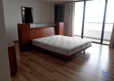 [Property ID: 100-113-26758] 3 Bedrooms 3 Bathrooms Size 256Sqm At The Habitat Sukhumvit 53 for Rent 68000 THB