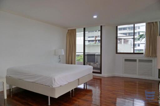 [Property ID: 100-113-26485] 3 Bedrooms 3 Bathrooms Size 445Sqm At Supalai Place for Rent and Sale