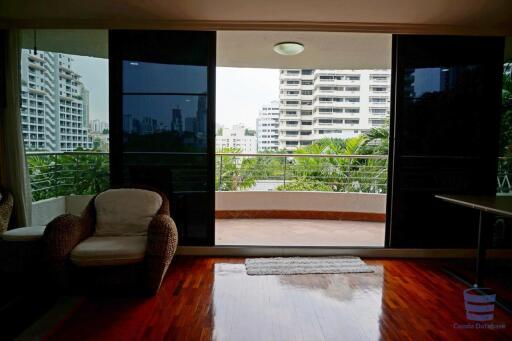 [Property ID: 100-113-26485] 3 Bedrooms 3 Bathrooms Size 445Sqm At Supalai Place for Rent and Sale