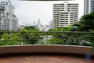 [Property ID: 100-113-26485] 3 Bedrooms 3 Bathrooms Size 445Sqm At Supalai Place for Rent and Sale