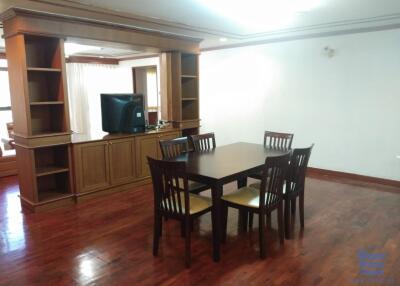 [Property ID: 100-113-26433] 3 Bedrooms 3 Bathrooms Size 160Sqm At Super Mansion Sukhumvit 39 for Rent 35000 THB