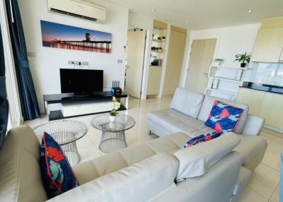 Resort Style Condo with 2 Bedrooms for sale