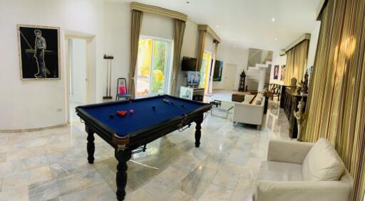 Great value pool villa for sale