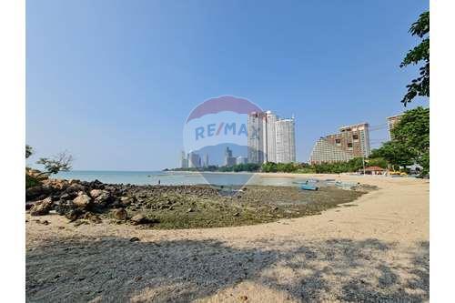 WYNDHAM GRAND Residence Wongamat Pattaya Thailand.