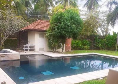 Private Poolvilla at Mabprachan for sale