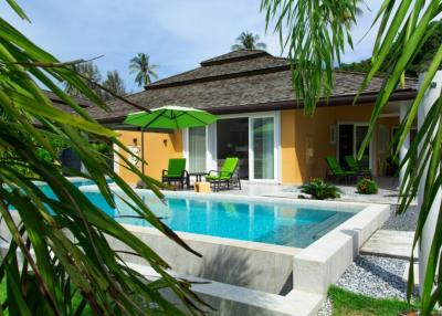 Prestigious Poolvilla with guest rooms in Koh Chang