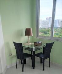 1 Bedroom corner unit with city and sea view