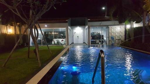 Beautiful pool villa in town for sale