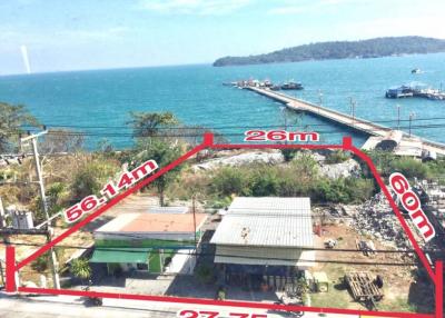 Beachfront land plot on Koh Si Chang for sale