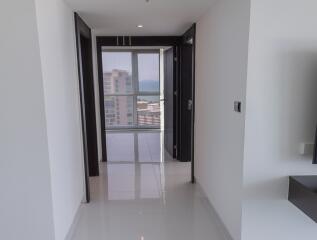 Nice 2 bedroom Condo at Pratumnak